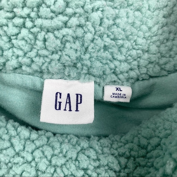 GAP Sherpa Teddy Mock Neck Lined Pullover Top, XL - Picture 5 of 9